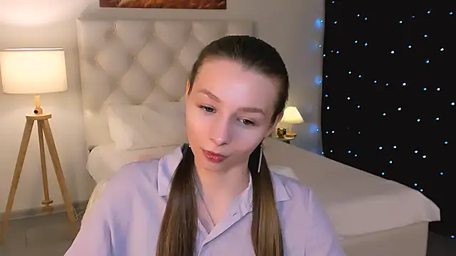 JulieDaniel's cam snapshot