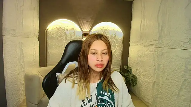 jazmin_r_'s cam snapshot