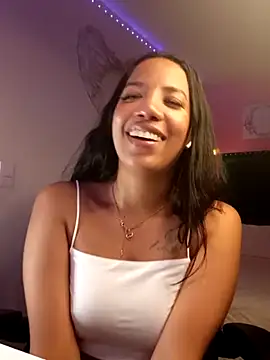 SallyWhitee's cam snapshot