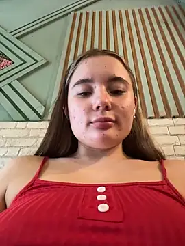 VineraSweet live sex cam