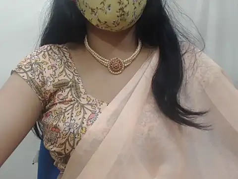 Lovely_Siri_23 live sex cam