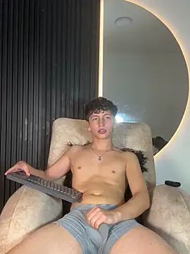 ARON_LUXX live sex cam