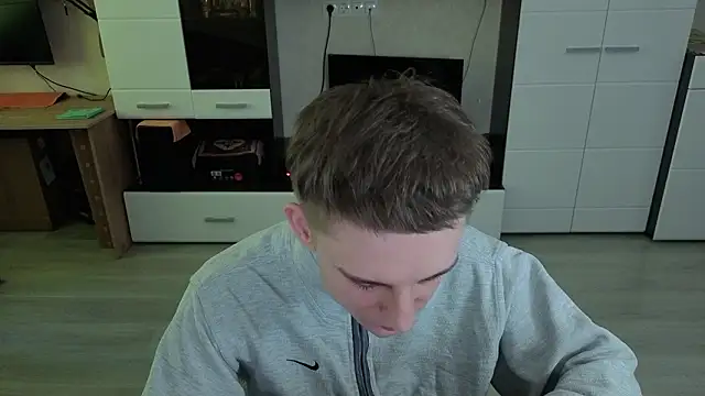 angryzan's cam snapshot