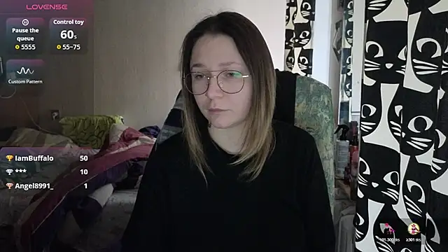 Ozalin_'s cam snapshot