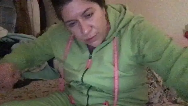 HYPHYtype live sex cam