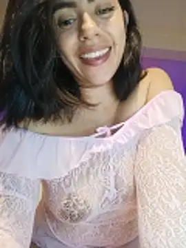 Sara-215 live sex cam