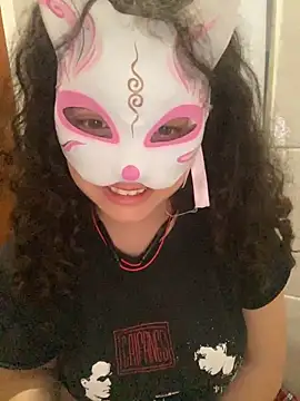 Lucy_YupiSweet's cam snapshot