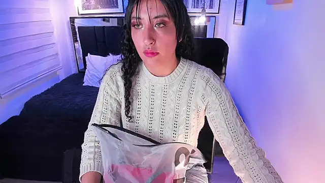 ladyraing's cam snapshot