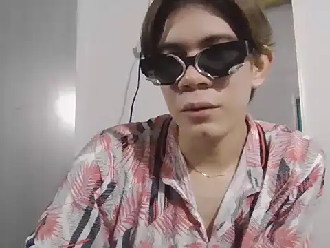 DereckTwink's cam snapshot