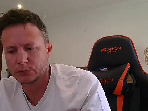 TroyDieselXXX's cam snapshot