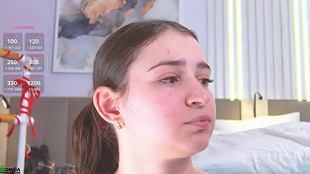 AnnaNoir live sex cam