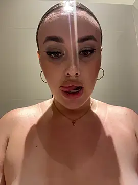 KiraSunshine's cam snapshot