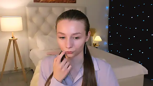 JulieDaniel's cam snapshot