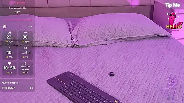 VioletSky1's cam snapshot