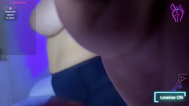 BabyBlondeX_eup's cam snapshot