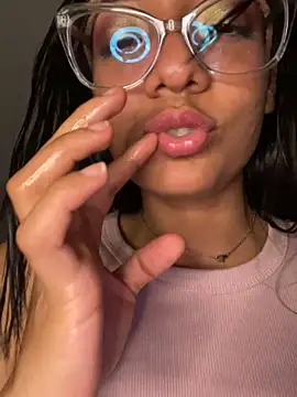 SOL_BITTTCH's cam snapshot