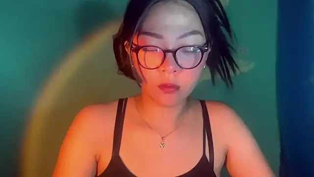 TerisaYellow's cam snapshot