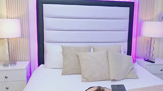 LaurenHazell's cam snapshot