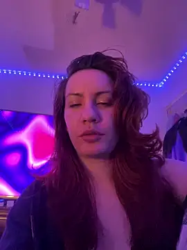 Nina-Chick777 live sex cam