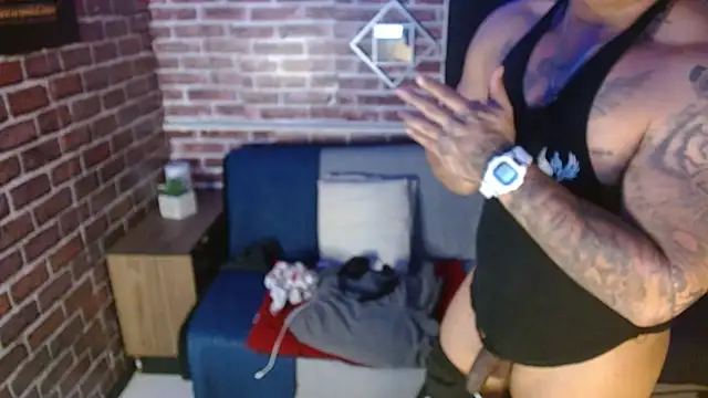 jordan_bigcock_'s cam snapshot