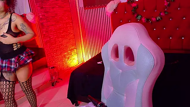 mia_hernnandez's cam snapshot