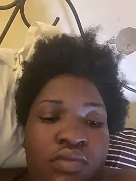 sweet18creamybigpussy's cam snapshot