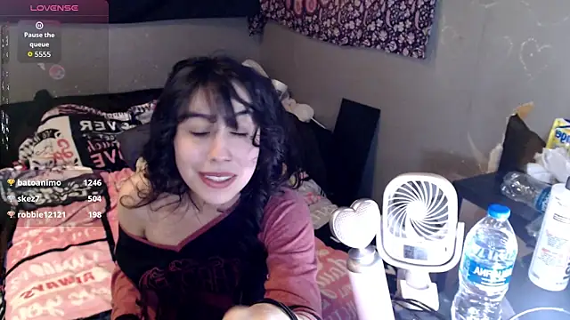 London_Ray's cam snapshot