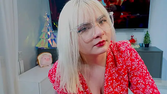 TawandaKerst's cam snapshot