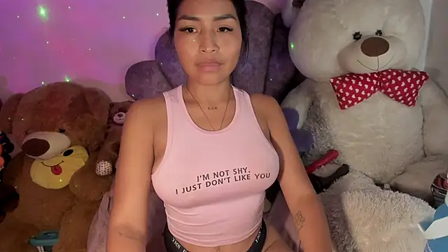 Pocahontascute_33's cam snapshot