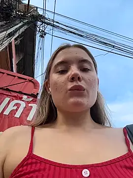 VineraSweet's cam snapshot