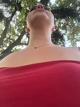 KiraSunshine's cam snapshot