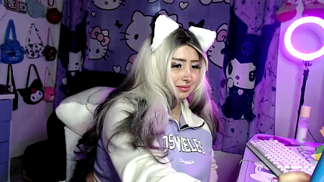 lussyevans24's cam snapshot