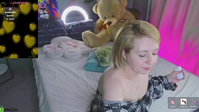 miss_lisaaa's cam snapshot