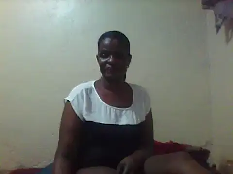 creamyhairy_puss's cam snapshot