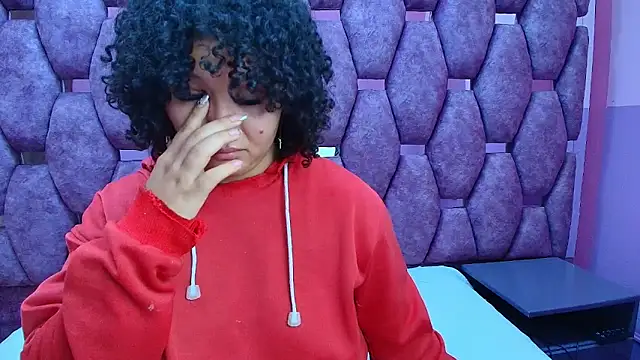 AlaSmith's cam snapshot