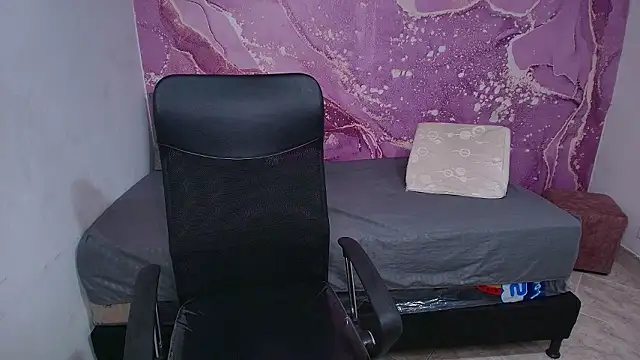 crespa_latin's cam snapshot