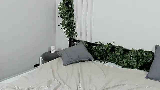 MollyLusty's cam snapshot