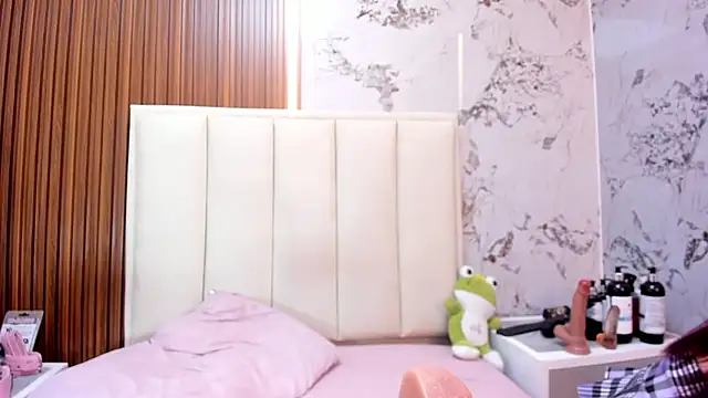 MADISON_ROWAN1's cam snapshot