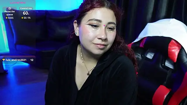 littlee_red's cam snapshot