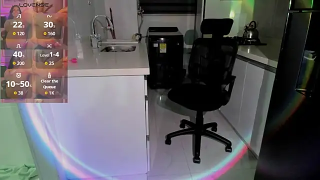 alice_coopperx's cam snapshot