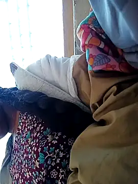 Riya_917 live sex cam