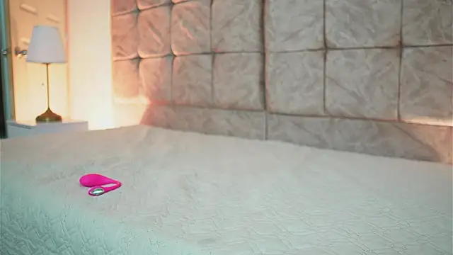 Valeriestyle's cam snapshot