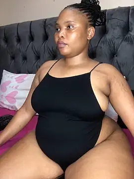 Anaelle24 live sex cam