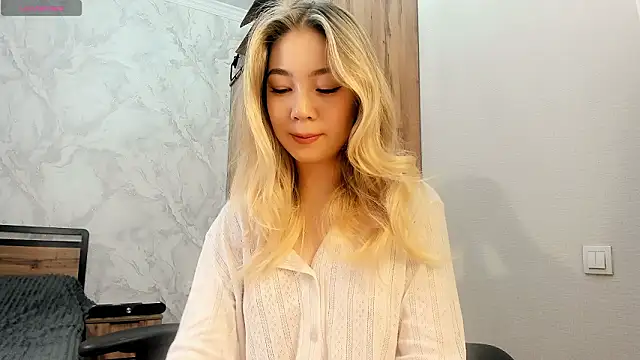 Babby_Rabbit live sex cam