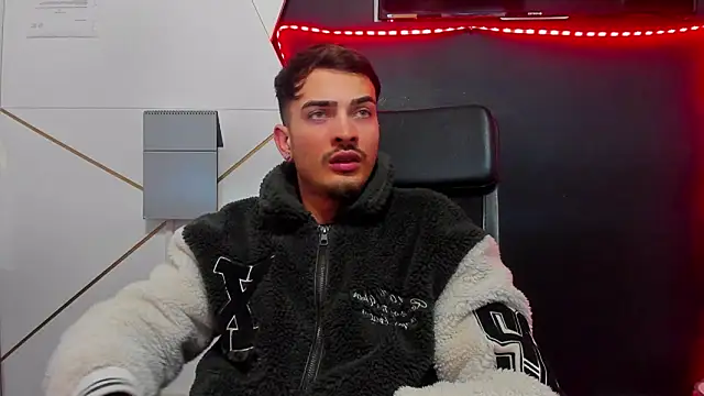 BrandonTate live sex cam