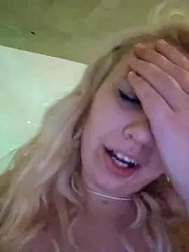 VirginDaisy live sex cam