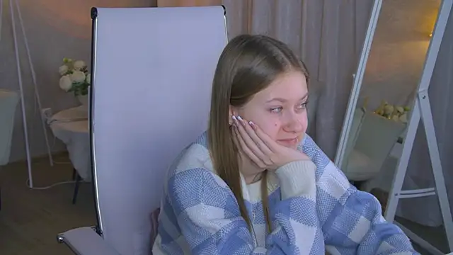 EveMundie live sex cam