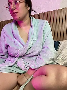 Abby_pink1's cam snapshot