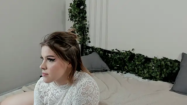 MollyLusty's cam snapshot