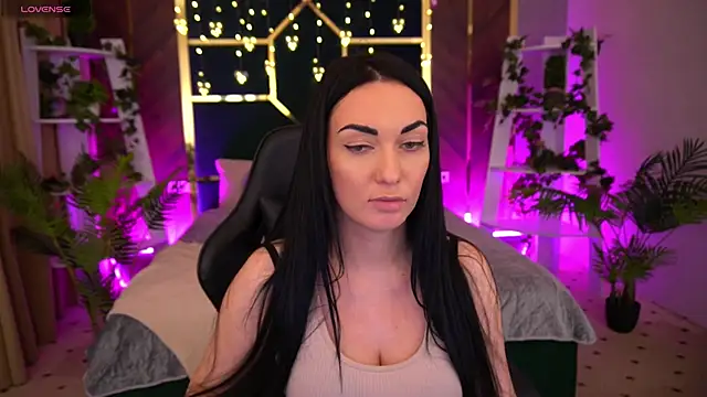 Effie_luvv's cam snapshot